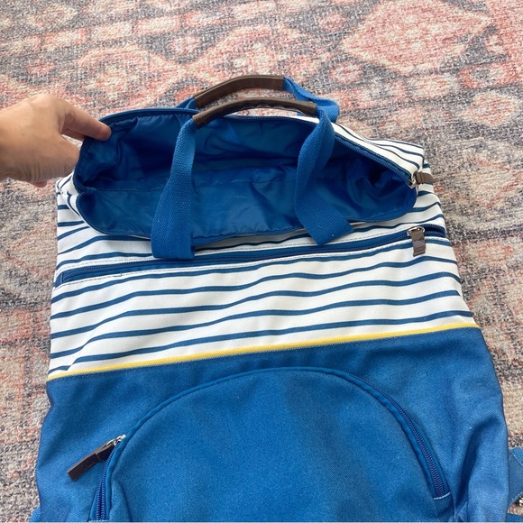 New love Taza 2-in-1 backpack tote striped beach bag - Picture 3 of 7